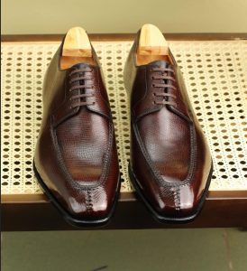 Handmade Brown Split Toe Leather Derby Shoes: Italian Style