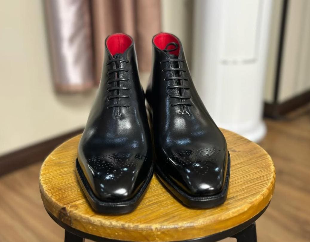 Black Leather Chukka Boots Goodyear Welted  Boots  Italian Leather Handmade Boots Unisex Boots